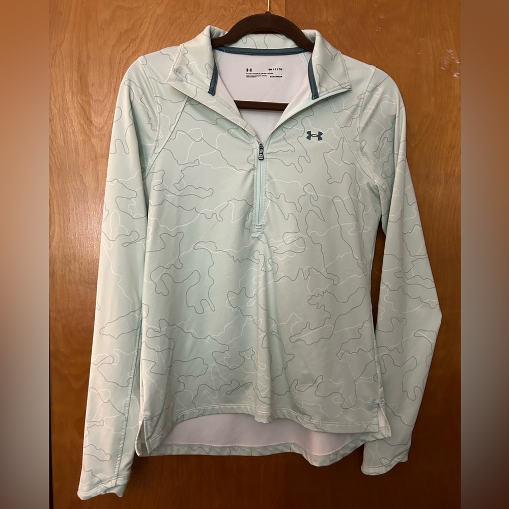 Under Armour,cold gear, teal with design, fitted, small, perfect condition, used